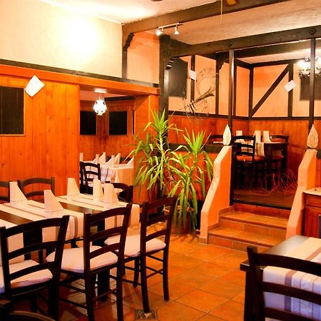 Hotel Schonunger Bucht Waigolshausen Ngoại thất bức ảnh