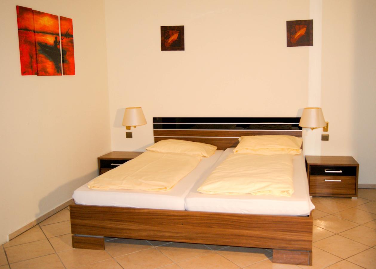 Hotel Schonunger Bucht Waigolshausen Phòng bức ảnh